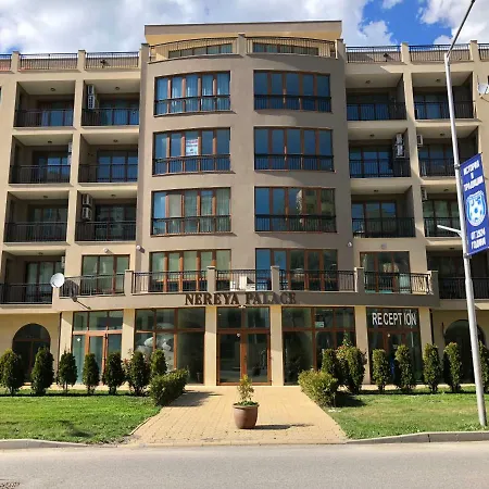 Nereya Palace Mona Apartament