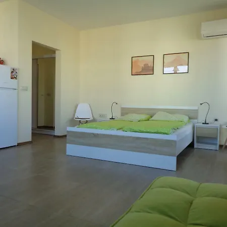Nereya Palace Mona Apartment Pomorie