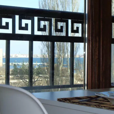 Nereya Palace Mona *